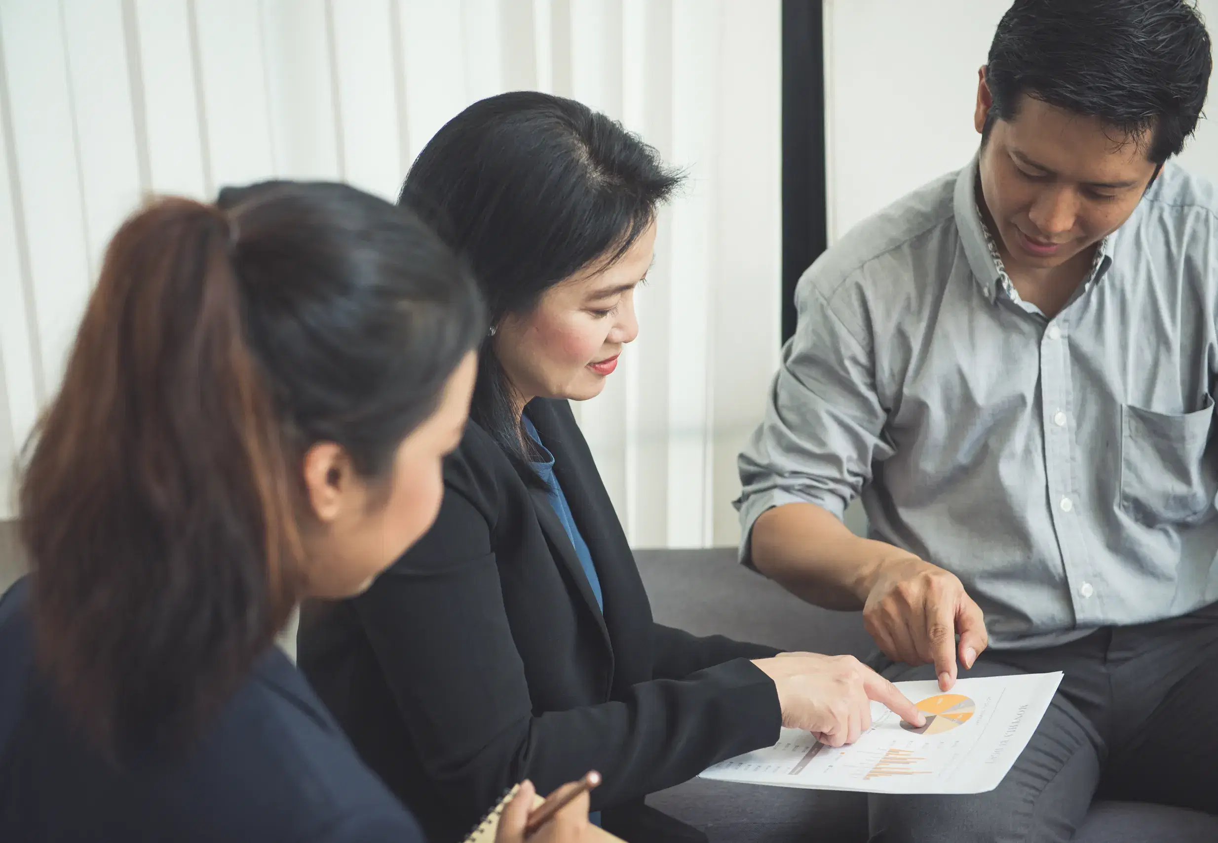 seminar-serious-businessman-manager-office copy